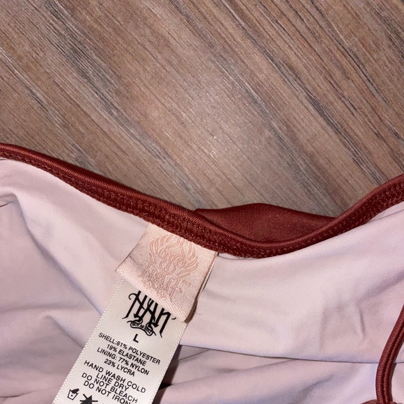 Hot as Hell bikini high wasted burnt orange - Picture 2 of 3